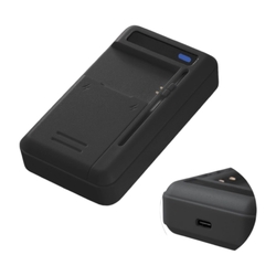 PULSE Universal USB-C Mini Travel Charger
